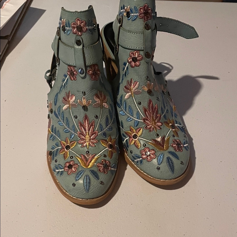 Embroidered Pastel Mint Ankle Booties with Floral Detail